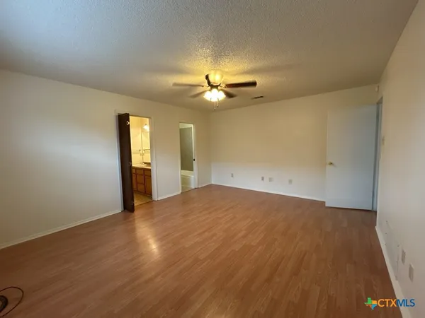 $1,250 | 3422 Chisholm Trail, Killeen, TX 76542