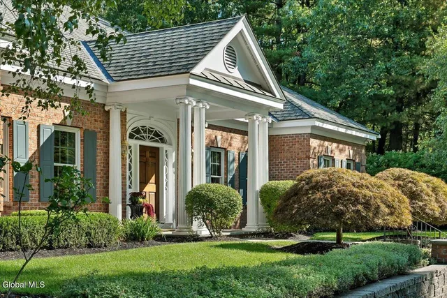 $1,599,900 | 44 Turner Lane, Colonie, NY 12211