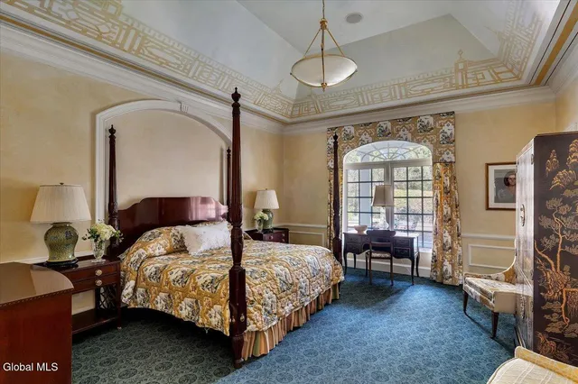 $1,599,900 | 44 Turner Lane, Colonie, NY 12211