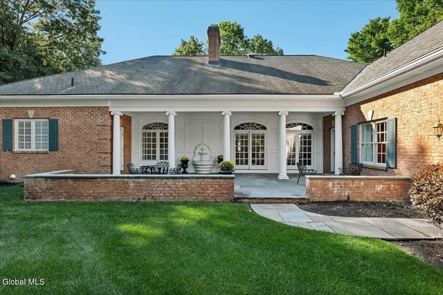 $1,599,900 | 44 Turner Lane, Colonie, NY 12211