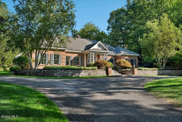 $1,599,900 | 44 Turner Lane, Colonie, NY 12211