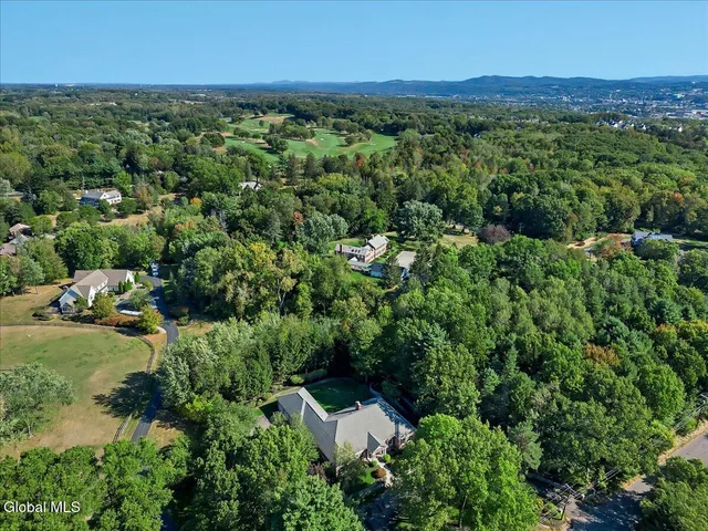 $1,599,900 | 44 Turner Lane, Colonie, NY 12211