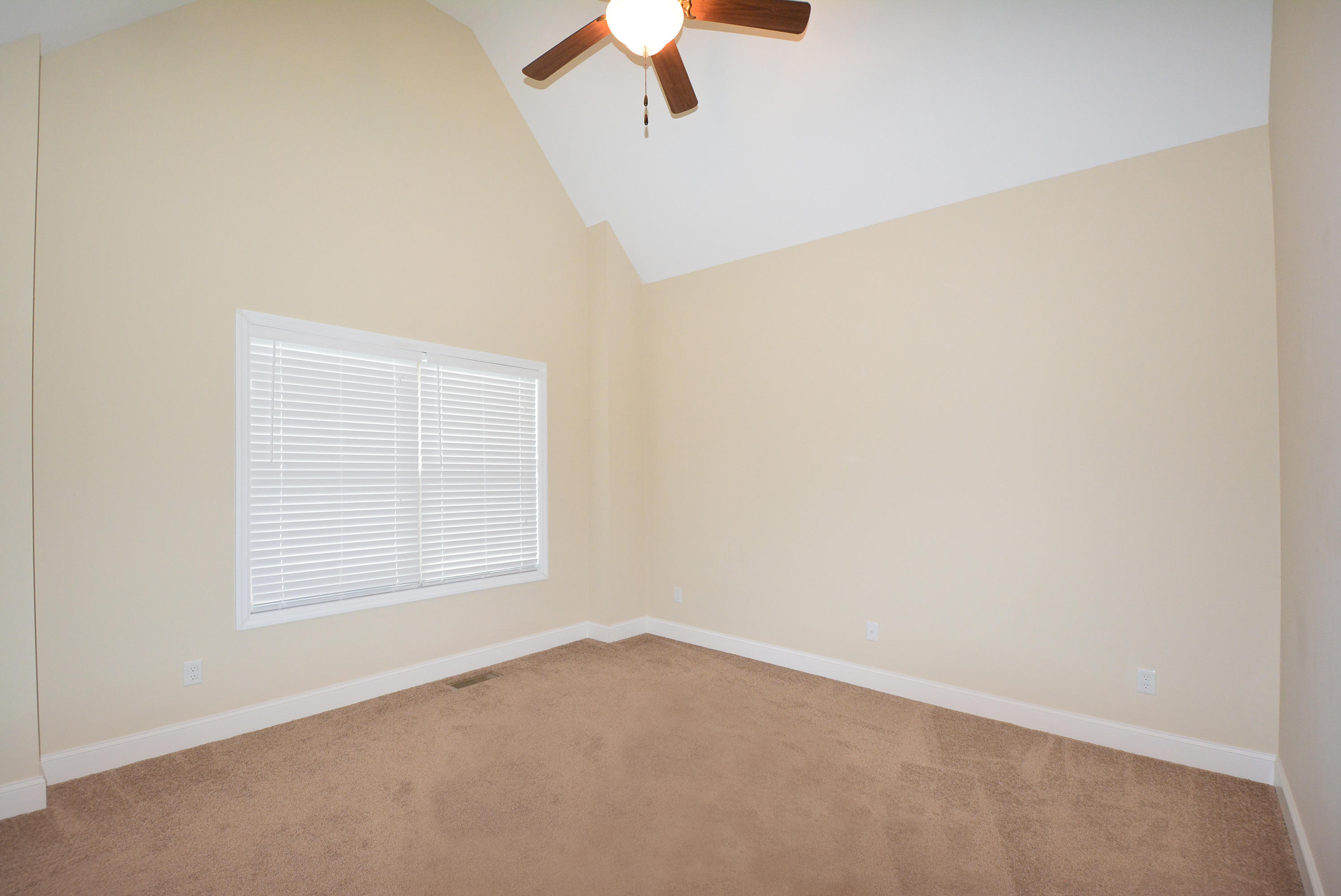 5653 Frontage Road Northwest Cleveland, TN 37312 - Photo 13 of 16 Bedroom
