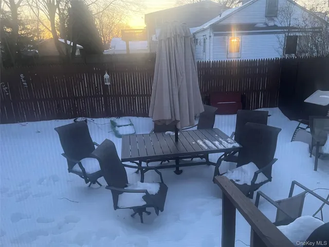 $599,000 | 330 Florida Avenue, Copiague, NY 11726