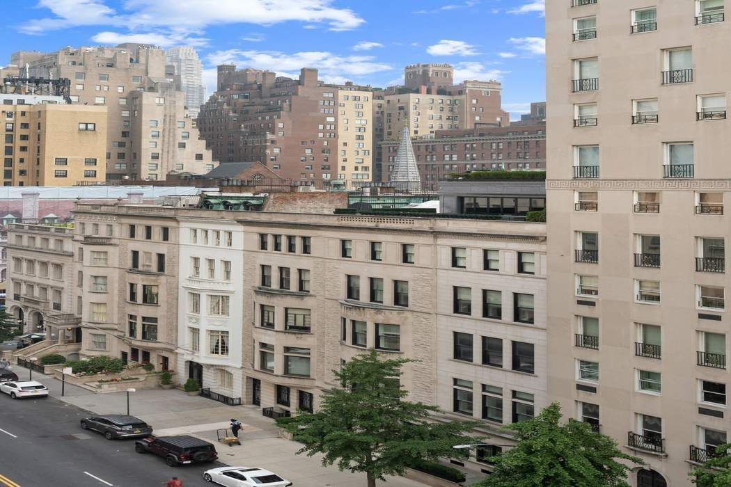 910 5th Avenue, Unit 7C Manhattan, NY 10021 - Photo 14 of 15 a city view with tall buildings