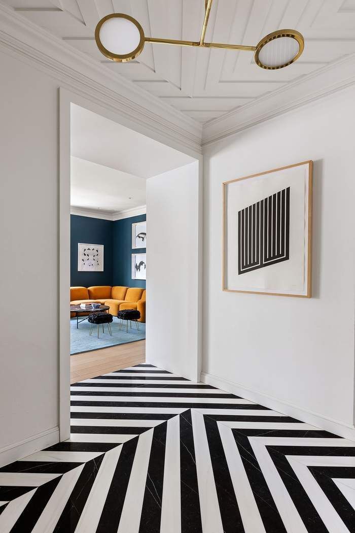 910 5th Avenue, Unit 7C Manhattan, NY 10021 - Photo 3 of 15 a view of a hallway