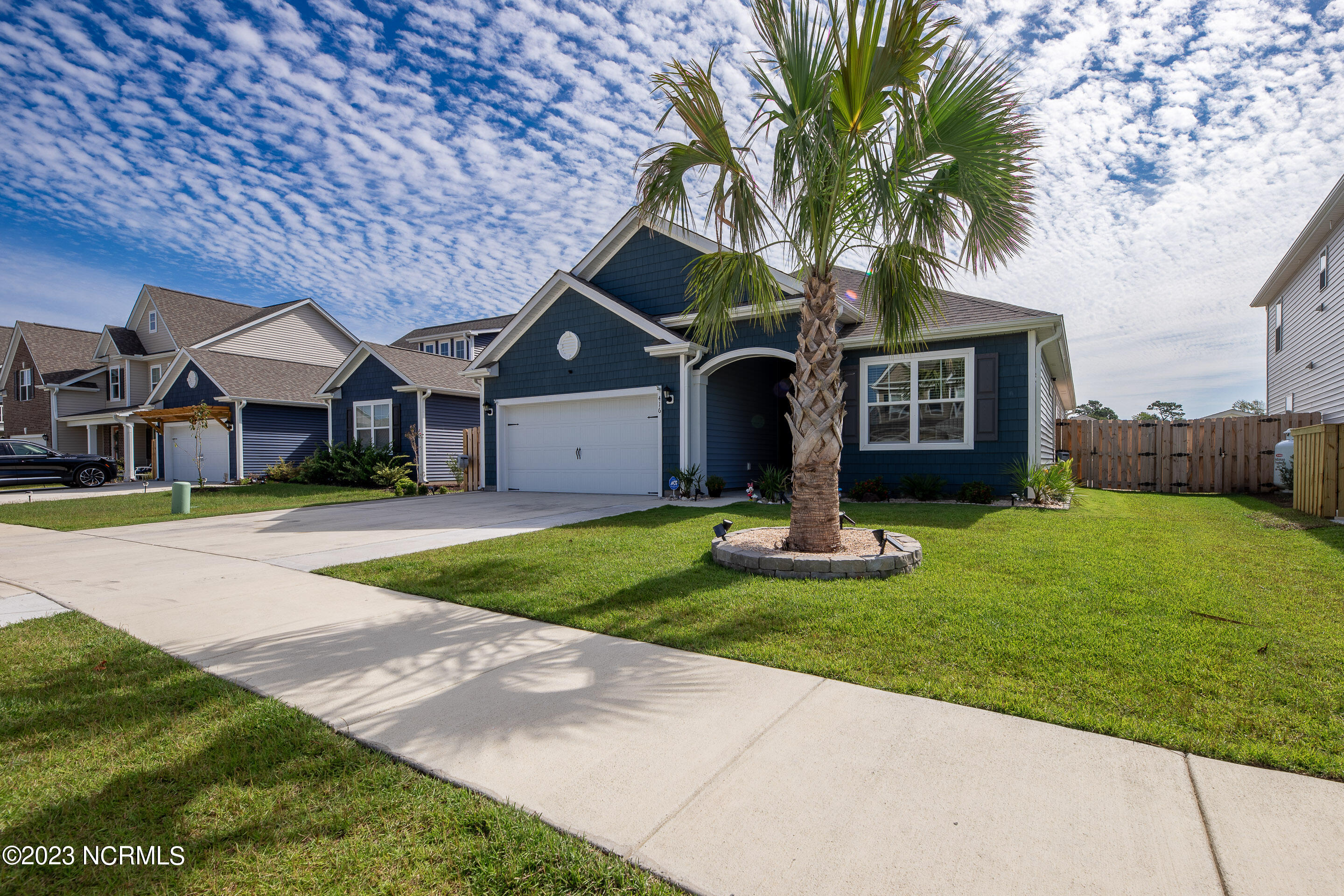 416 Edgewater Way Surf City, NC 28445 - Photo 2 of 35 Front