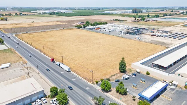 $2,500,000 | 2625 West Main Street, Turlock, CA 95380