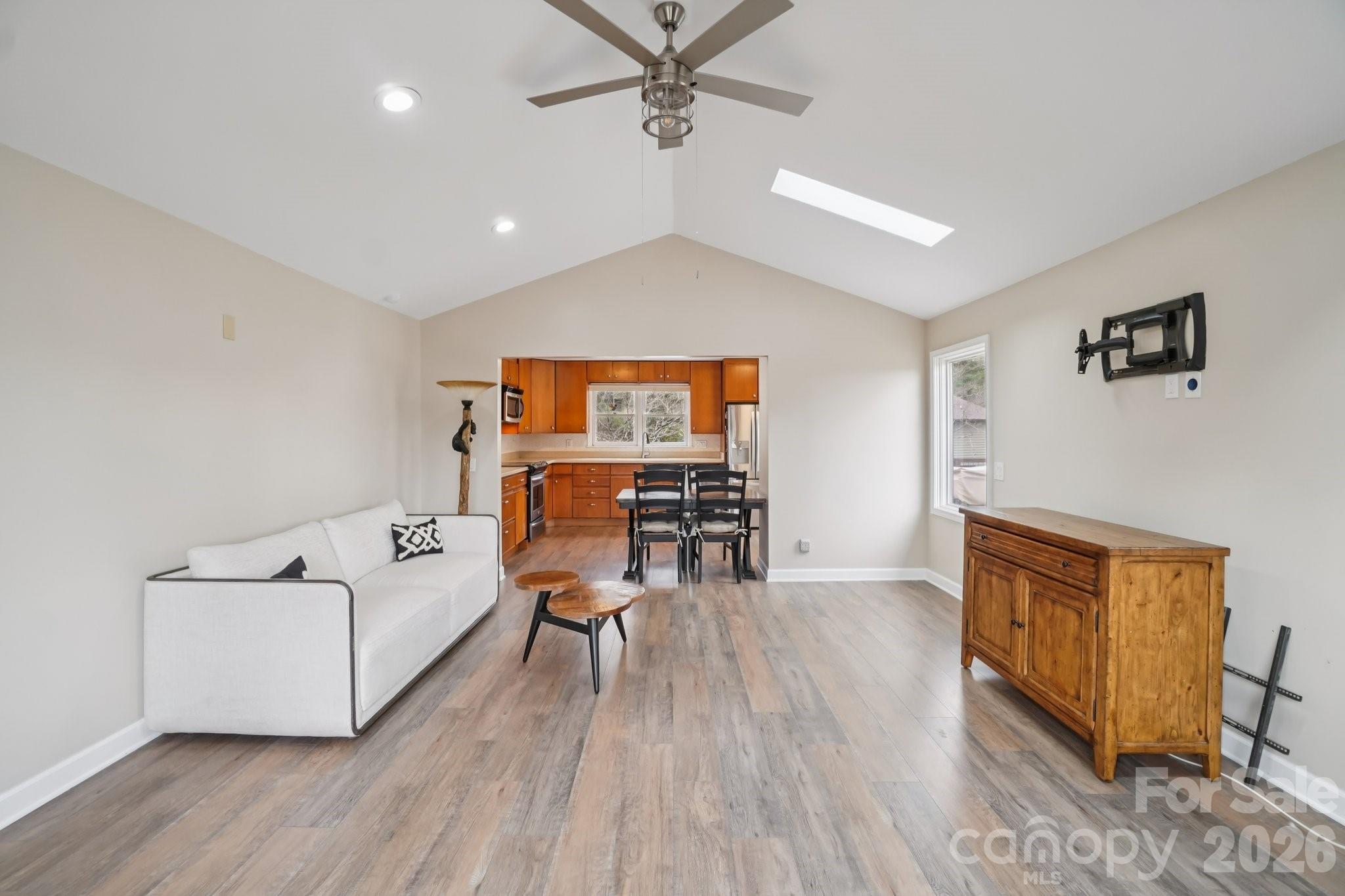 623 Owensby Road Hendersonville, NC 28792 - Photo 12 of 48