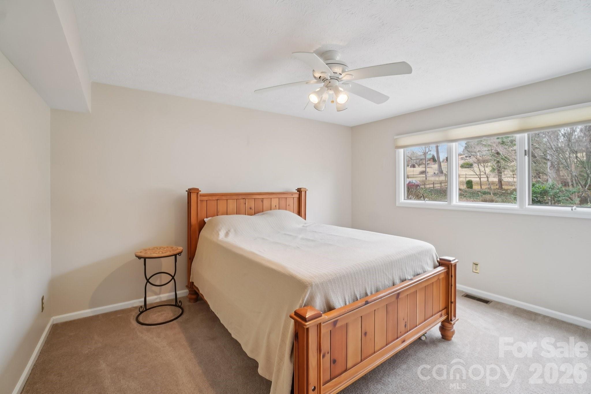 623 Owensby Road Hendersonville, NC 28792 - Photo 16 of 48