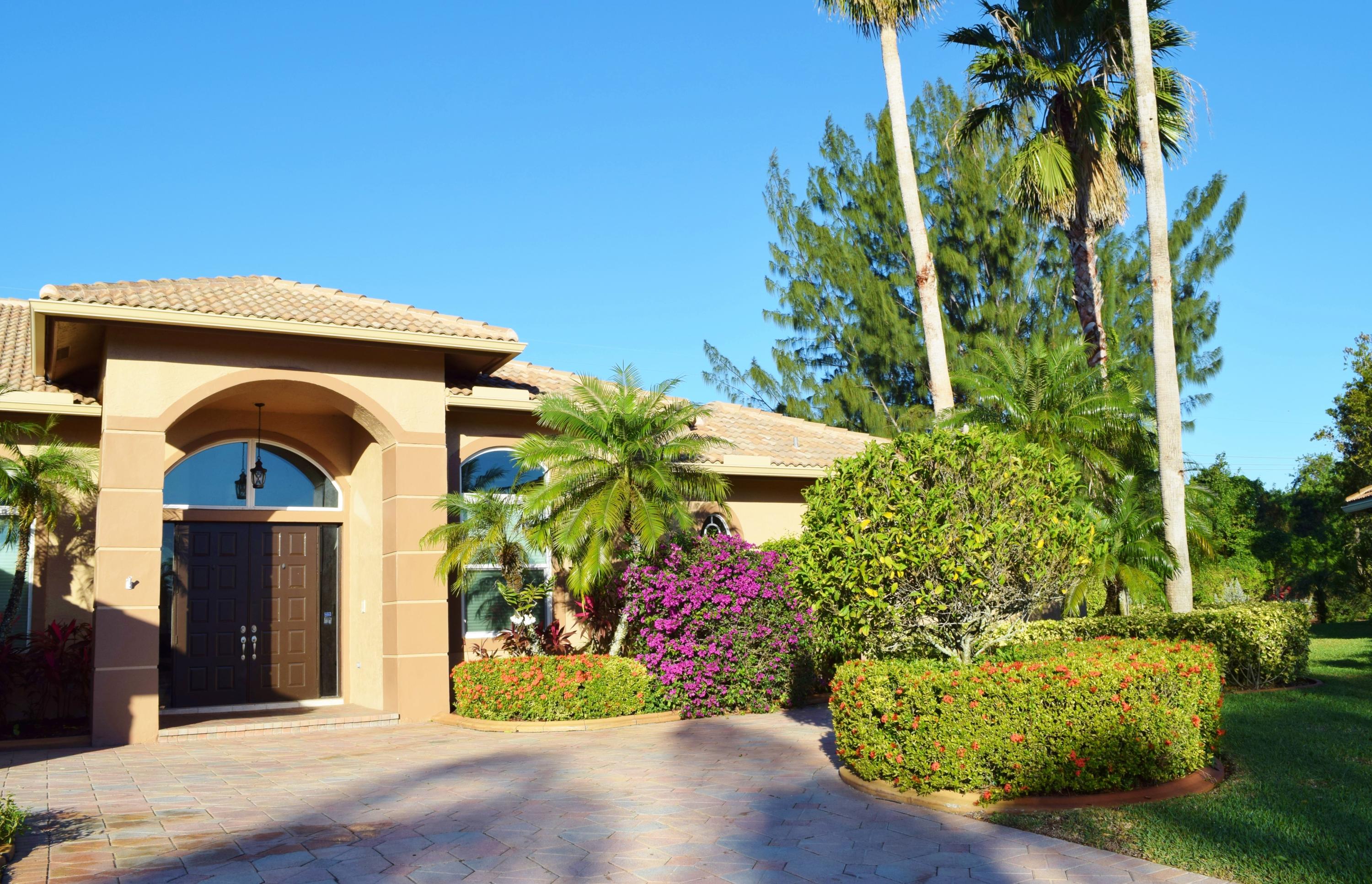 10562 Harich Lane Boca Raton, FL 33498 - Photo 3 of 36 Front of Home_1