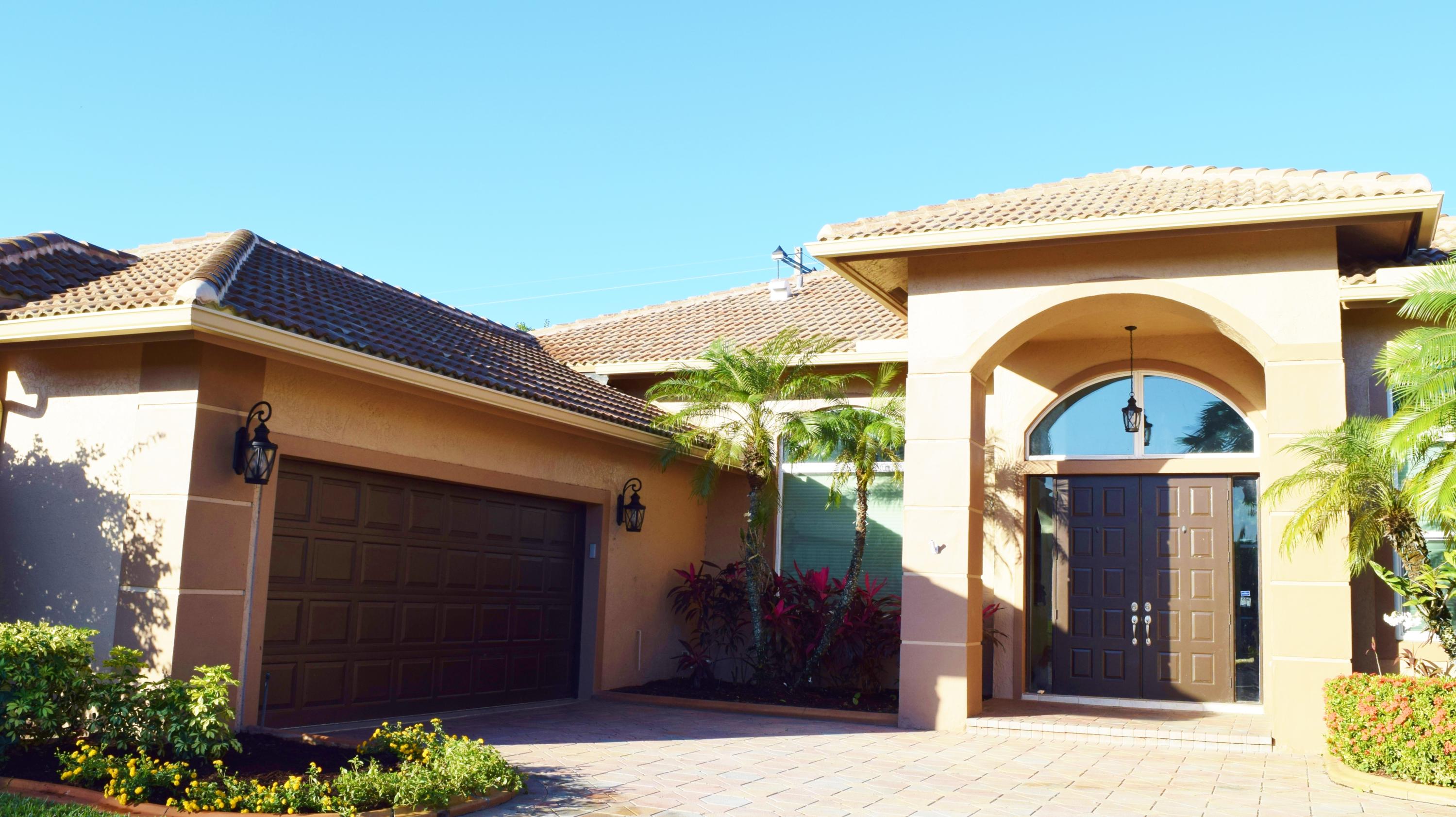 10562 Harich Lane Boca Raton, FL 33498 - Photo 4 of 36 Front of Home_1.1