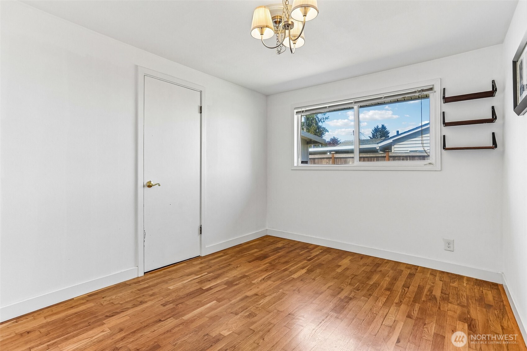 16966 121st Avenue Southeast Renton, WA 98058 - Photo 13 of 25