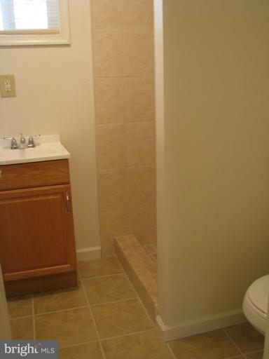 7117 Decatur Street Hyattsville, MD 20784 - Photo 8 of 26 Bath two