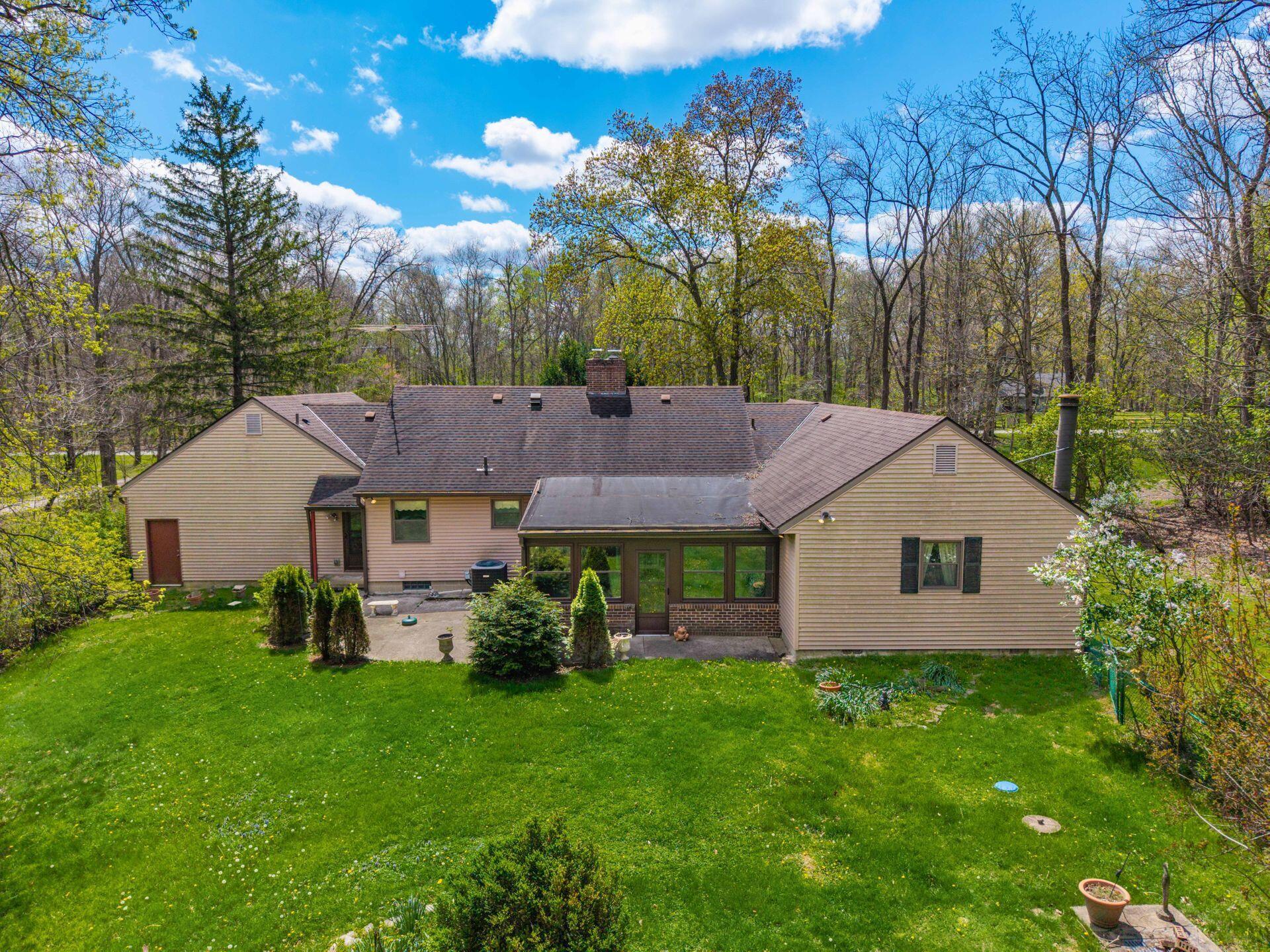 2434 Carriage Road Powell, OH 43065 - Photo 58 of 62