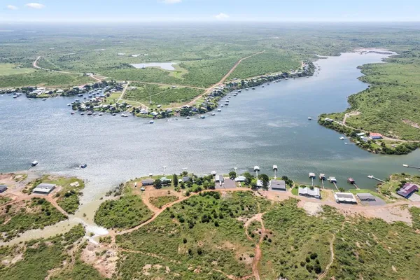 $199,000 | 894 West Moonshine Road, Seymour, TX 76380