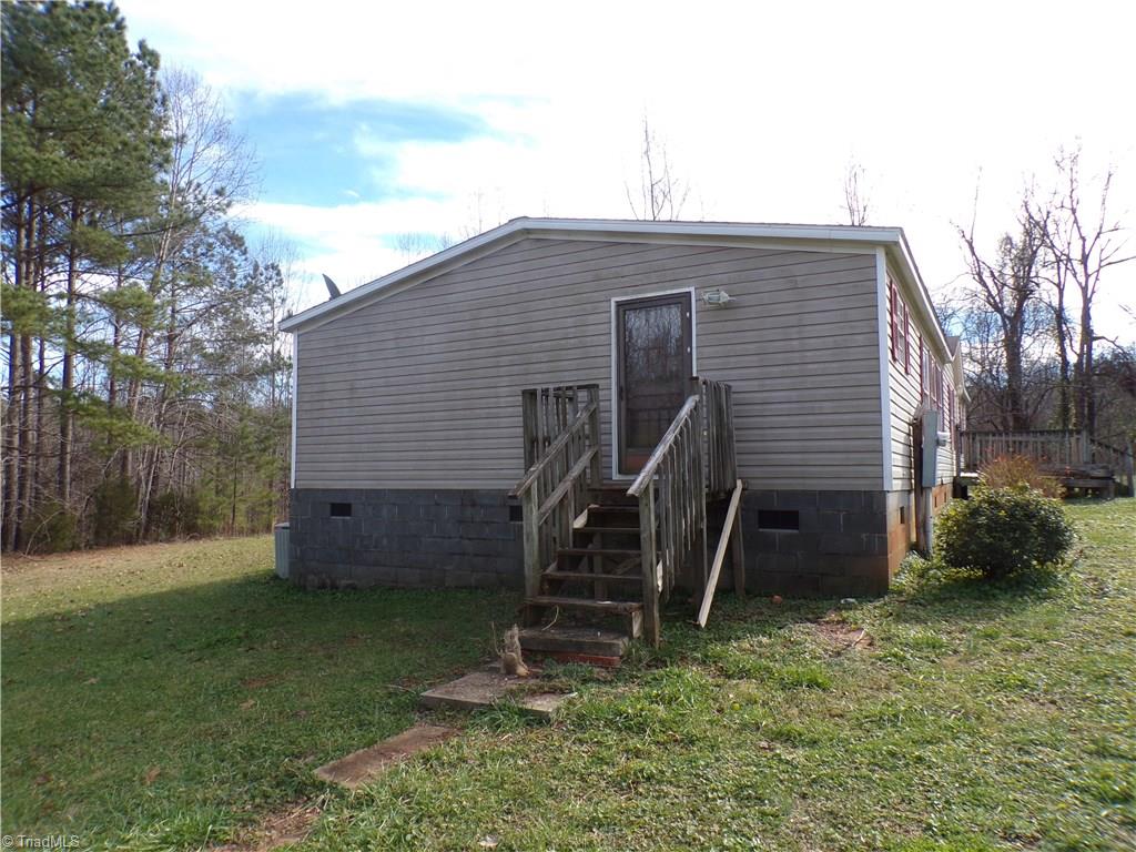 4011 Oak Tree Road Asheboro, NC 27205 - Photo 4 of 15 Gallery Image 4