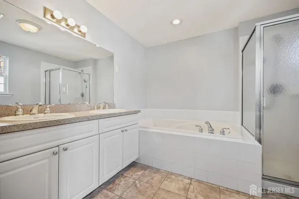 $454,000 | 189 Sunshine Drive, Piscataway, NJ 08854