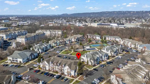$454,000 | 189 Sunshine Drive, Piscataway, NJ 08854