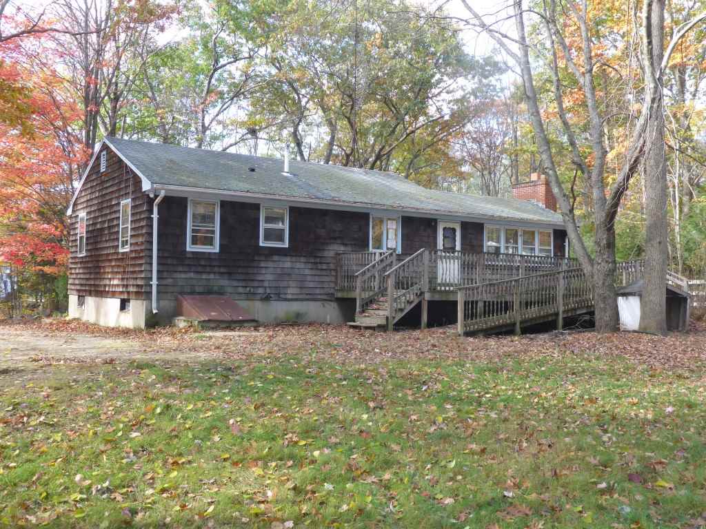 325 Chestnut Hill Road Rochester, NH 03867 - Photo 2 of 12