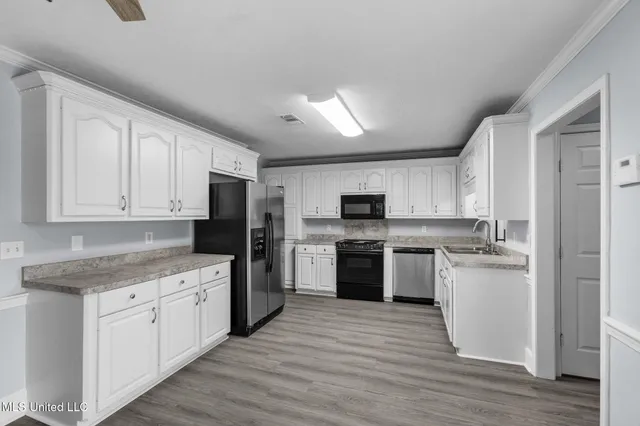 $230,000 | 401 Windchase Drive, Brandon, MS 39042