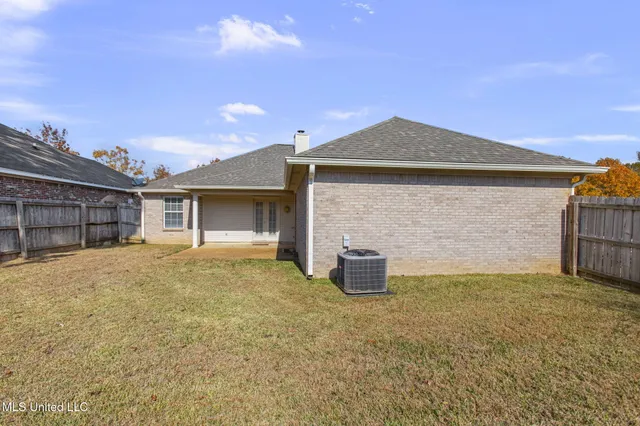 $230,000 | 401 Windchase Drive, Brandon, MS 39042