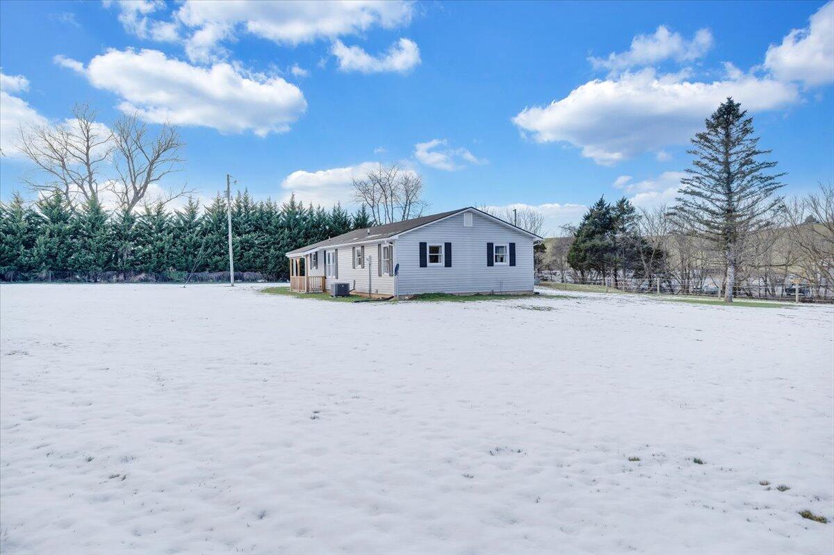 77 Hardbarger Road Buchanan, VA 24066 - Photo 25 of 40 28-MIB04259