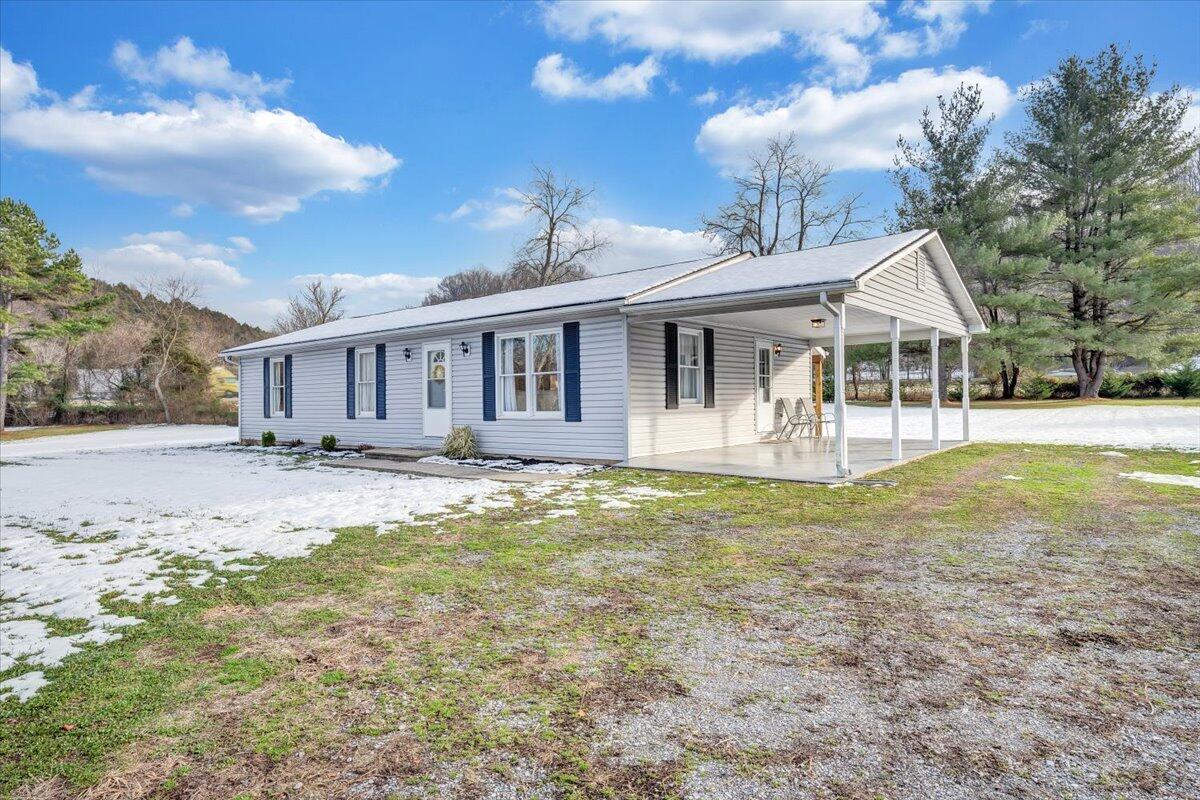 77 Hardbarger Road Buchanan, VA 24066 - Photo 4 of 40 03-MIB04238