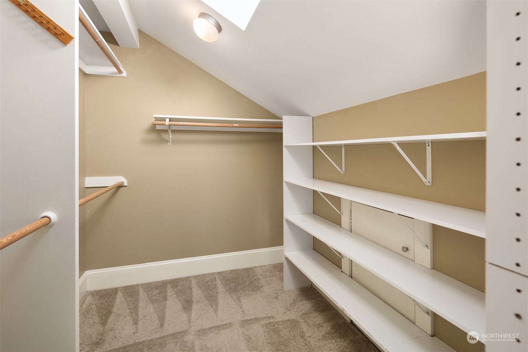 512 North 65th Street Seattle, WA 98103 - Photo 17 of 31 Gallery Image 17