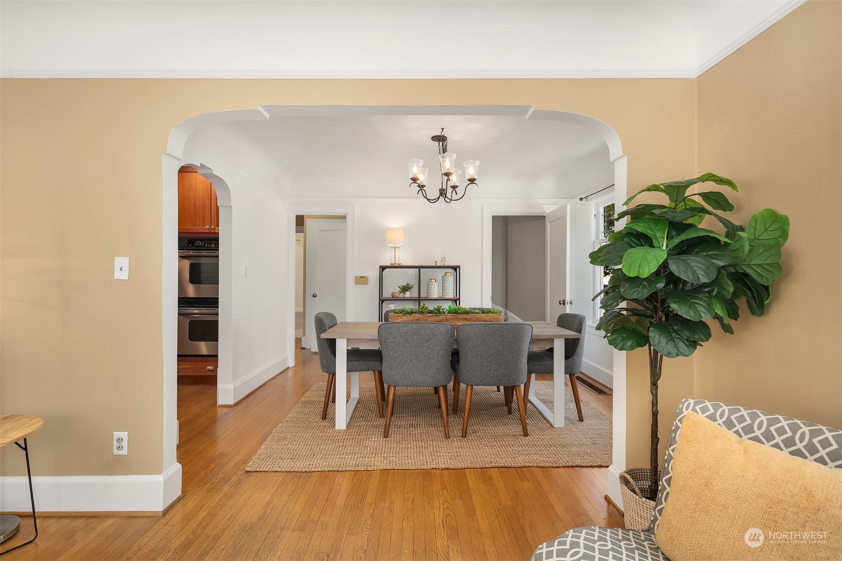 512 North 65th Street Seattle, WA 98103 - Photo 5 of 31 Gallery Image 5