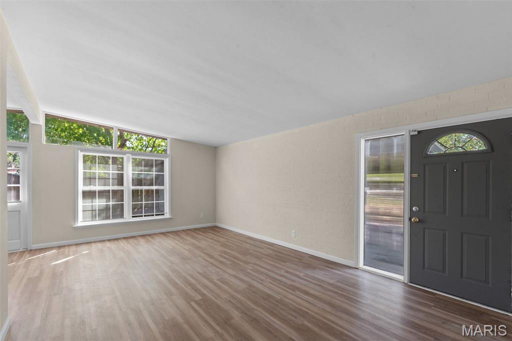 2463 St Giles Road St. Louis, MO 63122 - Photo 14 of 40