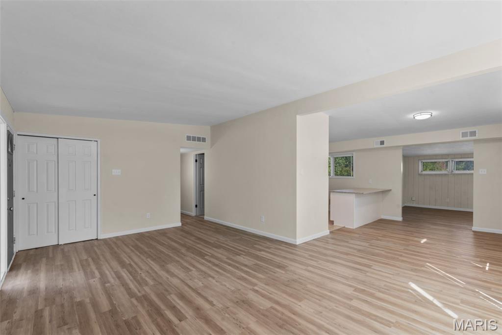 2463 St Giles Road St. Louis, MO 63122 - Photo 17 of 40
