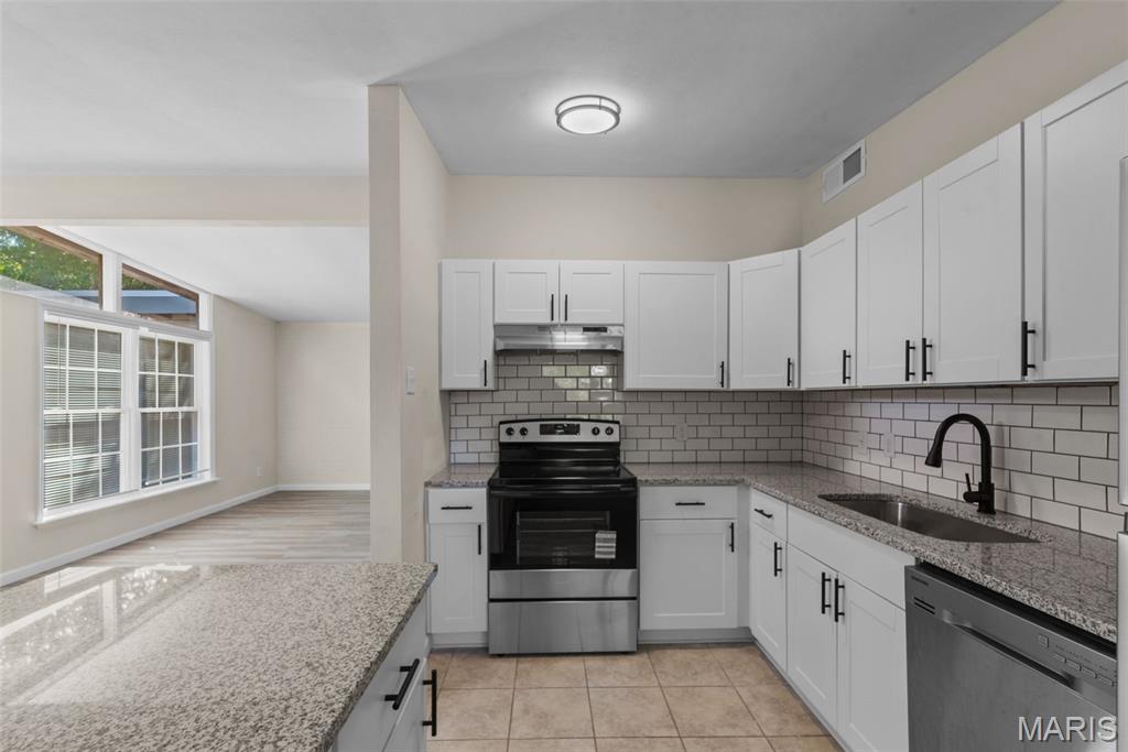 2463 St Giles Road St. Louis, MO 63122 - Photo 8 of 40