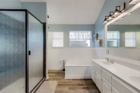 $450,000 | 3110 Point Cove, Lago Vista, TX 78645