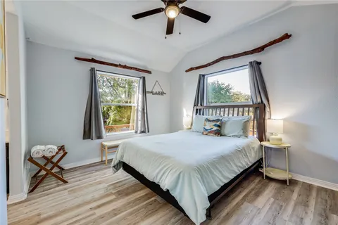 $450,000 | 3110 Point Cove, Lago Vista, TX 78645