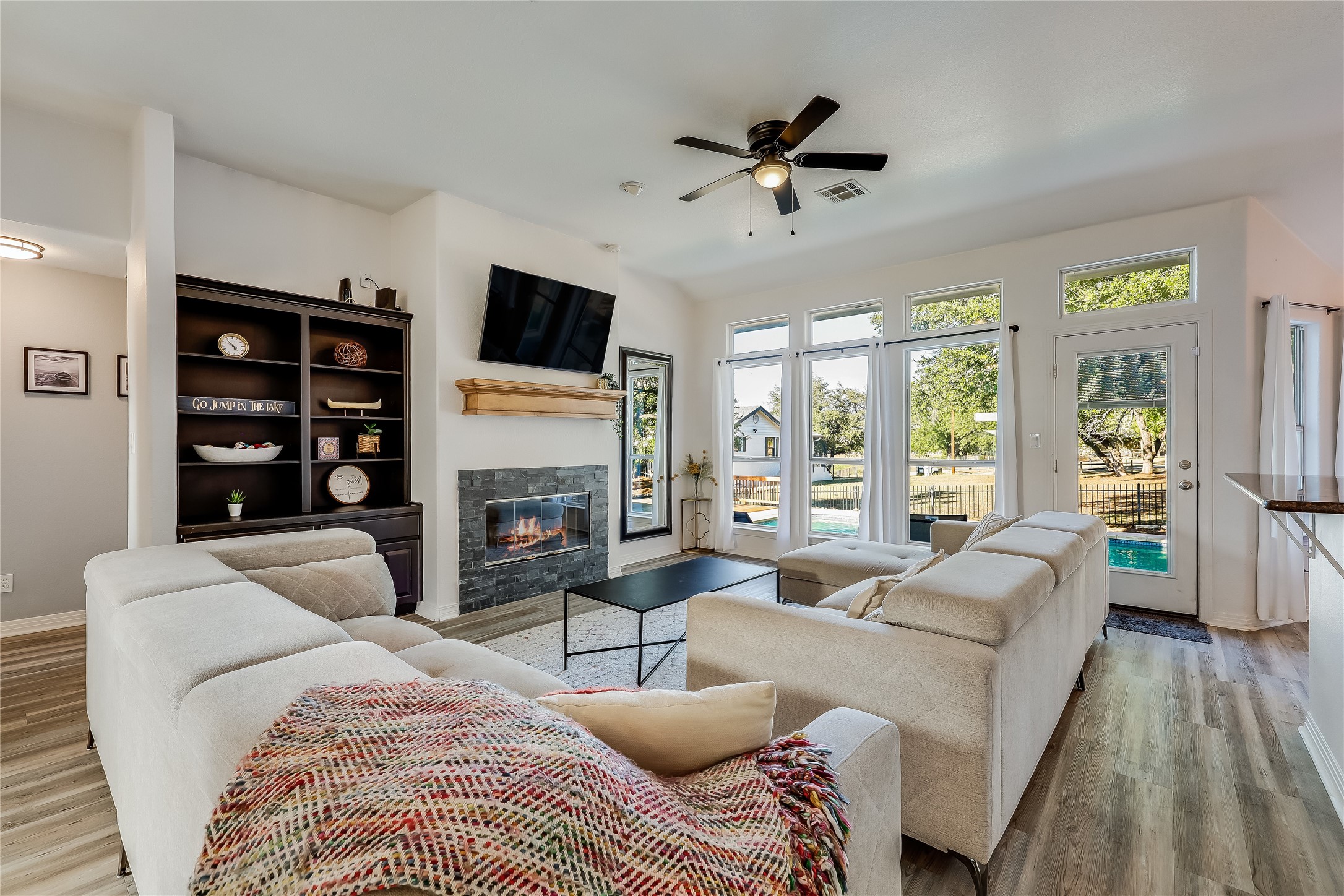 3110 Point Cove Lago Vista, TX 78645 - Photo 5 of 31