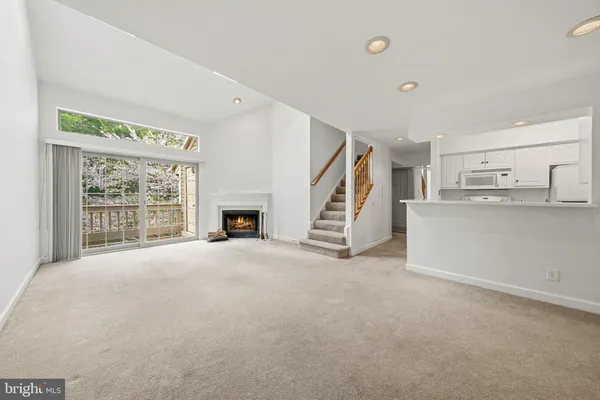 $3,400 | 5921 Barbados Place, Unit 202, Rockville, MD 20852