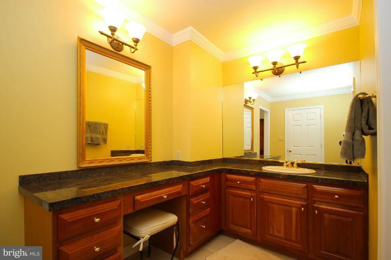 5210 Gunpowder Road Fairfax, VA 22030 - Photo 13 of 30 Bath (Master)