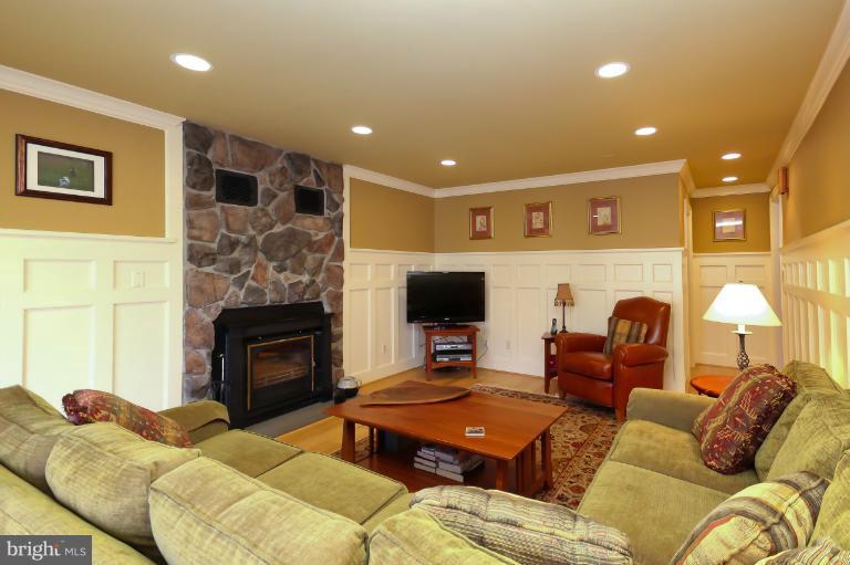 5210 Gunpowder Road Fairfax, VA 22030 - Photo 17 of 30 Family Room