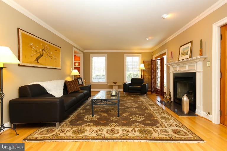 5210 Gunpowder Road Fairfax, VA 22030 - Photo 19 of 30 Living Room 1