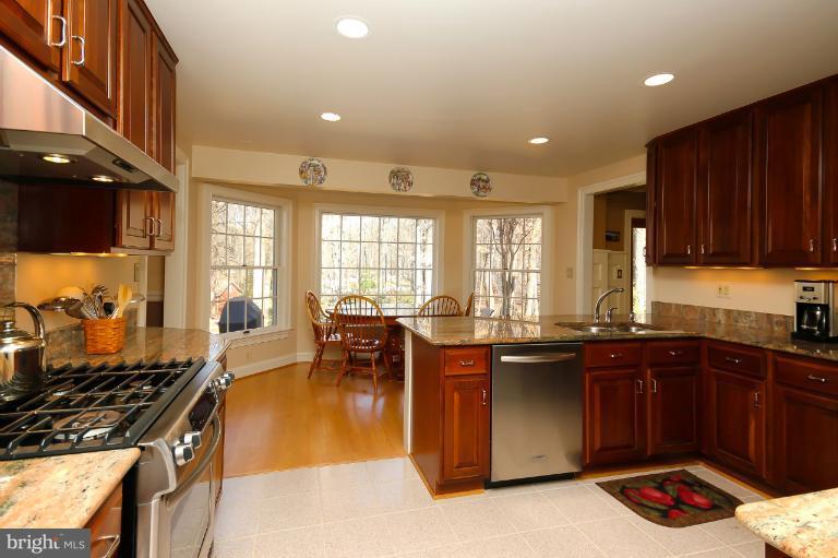 5210 Gunpowder Road Fairfax, VA 22030 - Photo 2 of 30 Kitchen & Eat in Area