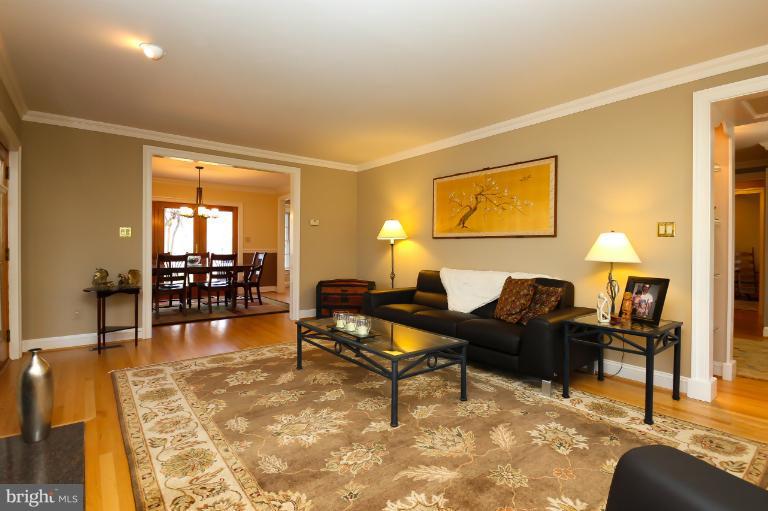 5210 Gunpowder Road Fairfax, VA 22030 - Photo 25 of 30 Living Room 2