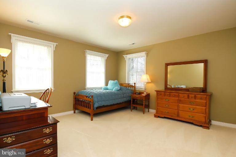 5210 Gunpowder Road Fairfax, VA 22030 - Photo 28 of 30 Bedroom 3