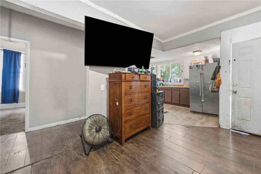 332 Hawley Street Rochester, NY 14611 - Photo 4 of 19 Gallery Image 4