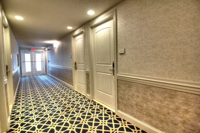 $142,000 | 269 Fontana Boulevard, Unit 2369, Fontana, WI 53125