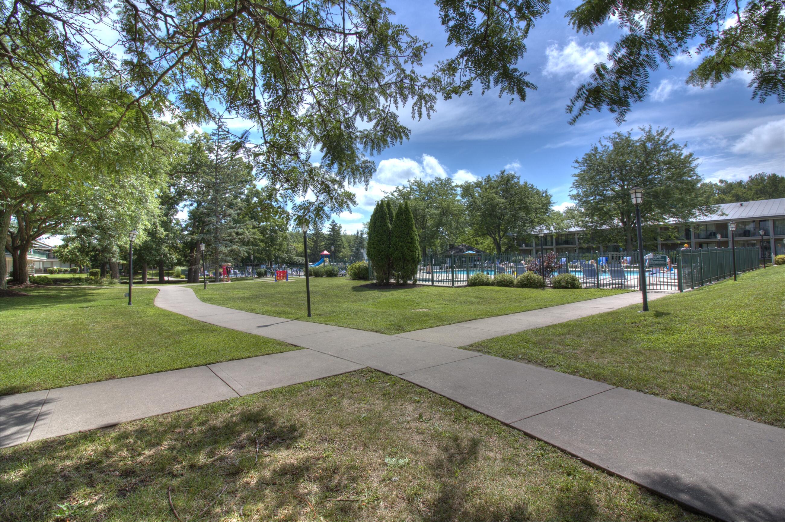 269 Fontana Boulevard, Unit 2369 Fontana, WI 53125 - Photo 5 of 17 Pool-1