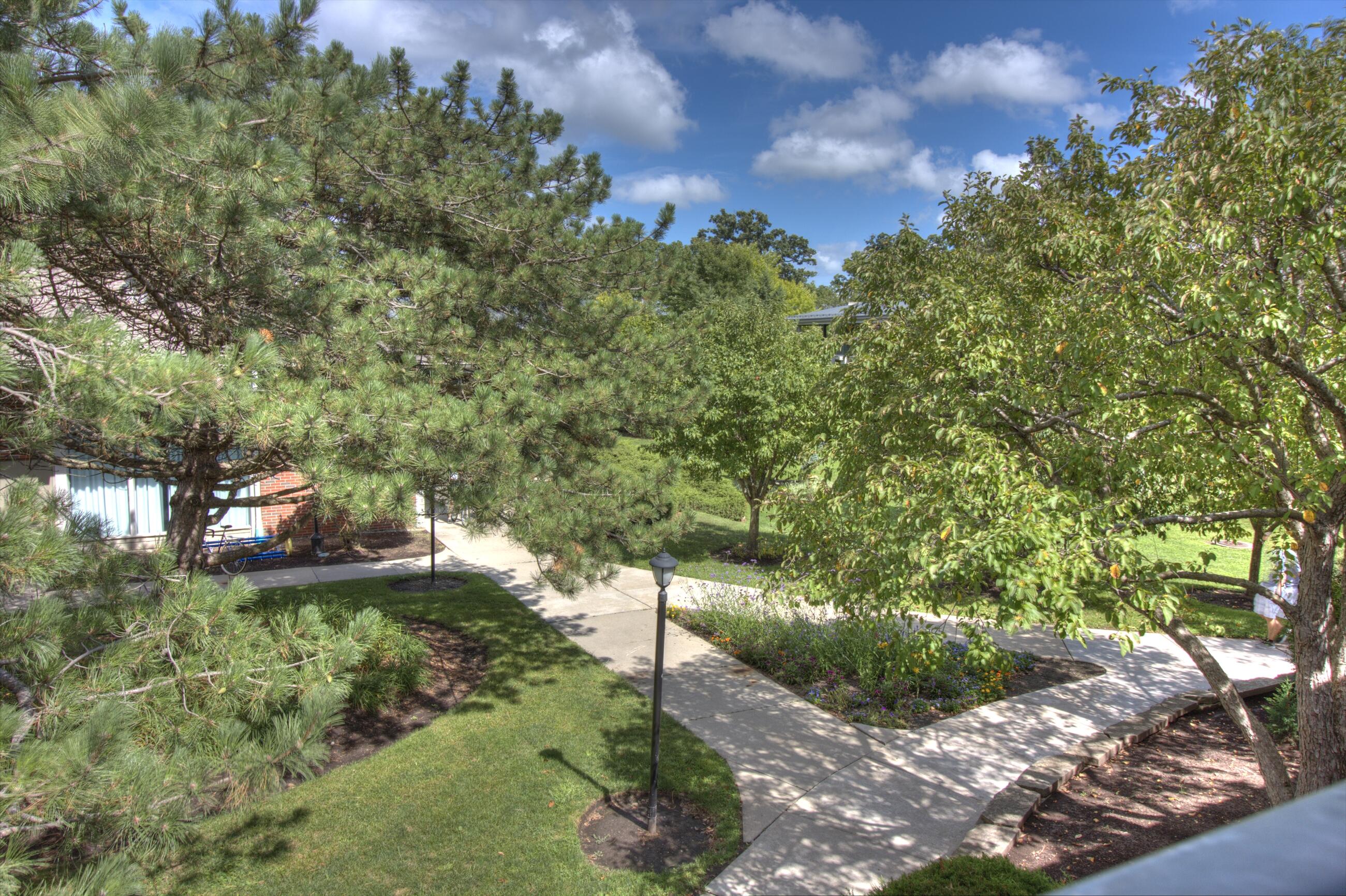 269 Fontana Boulevard, Unit 2369 Fontana, WI 53125 - Photo 8 of 17 Resort-2