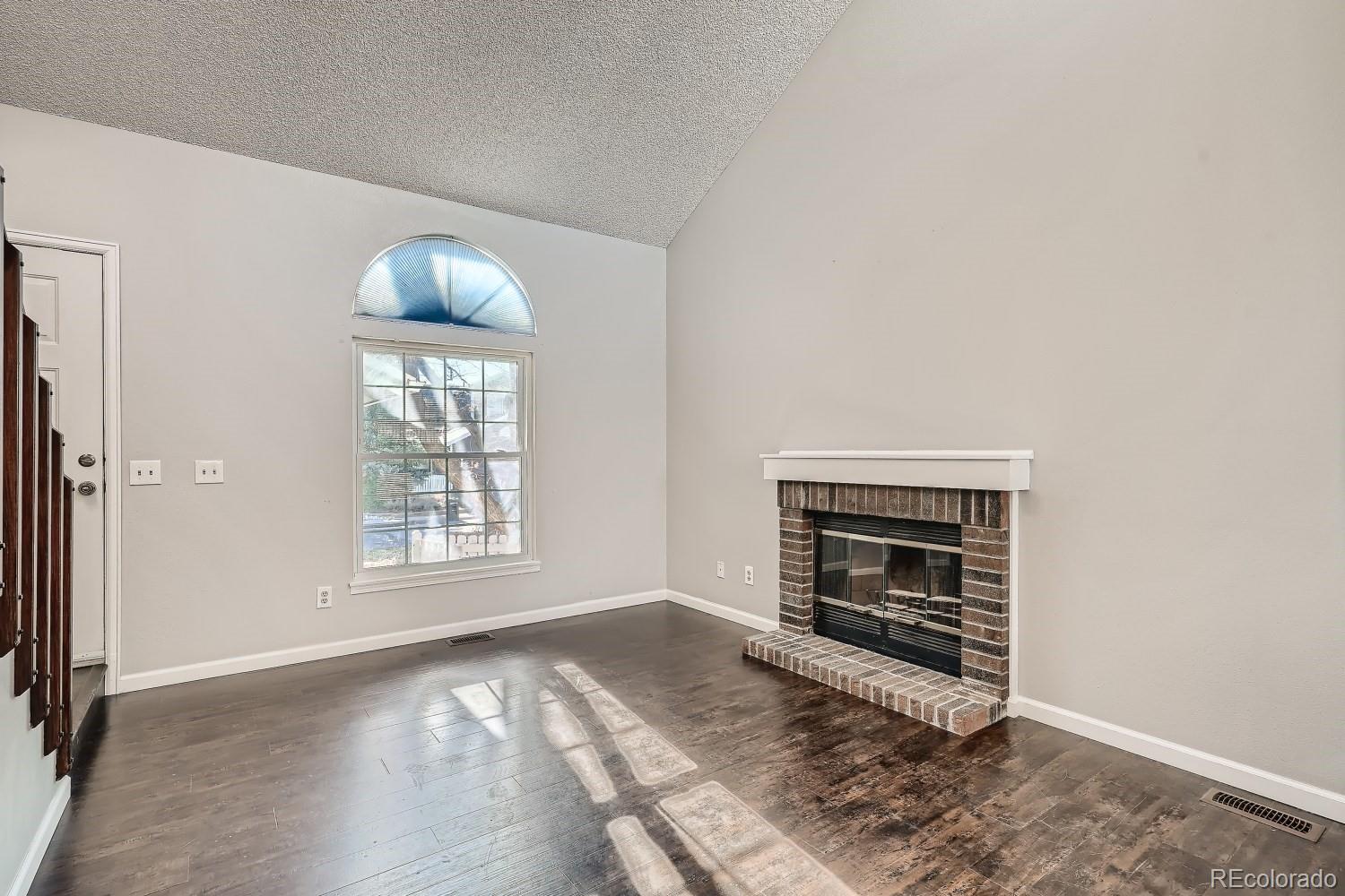 569 Longfellow Lane Highlands Ranch, CO 80126 - Photo 5 of 22 Gallery Image 5