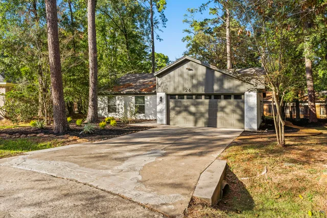 $2,500 | 26 East Woodtimber Court, Spring, TX 77381