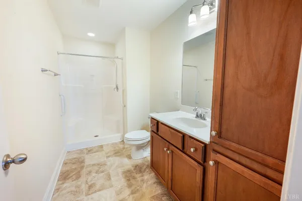 $269,900 | 122 Colonnade Street, Lynchburg, VA 24502